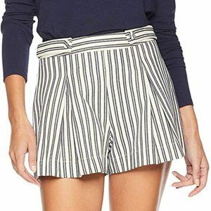 Moon River Women's Pleated Stripe Shorts Anthro